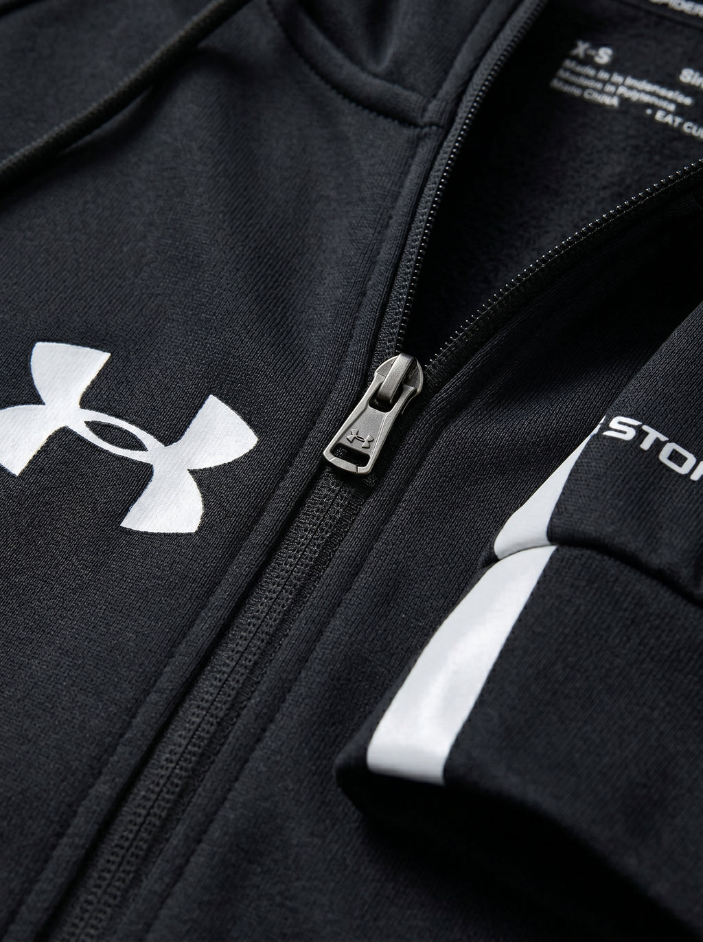 Under Armour Men's Hooded Tracksuit Set – Full-Zip Performance Jacket and Jogger Pants Fleece Sportswear