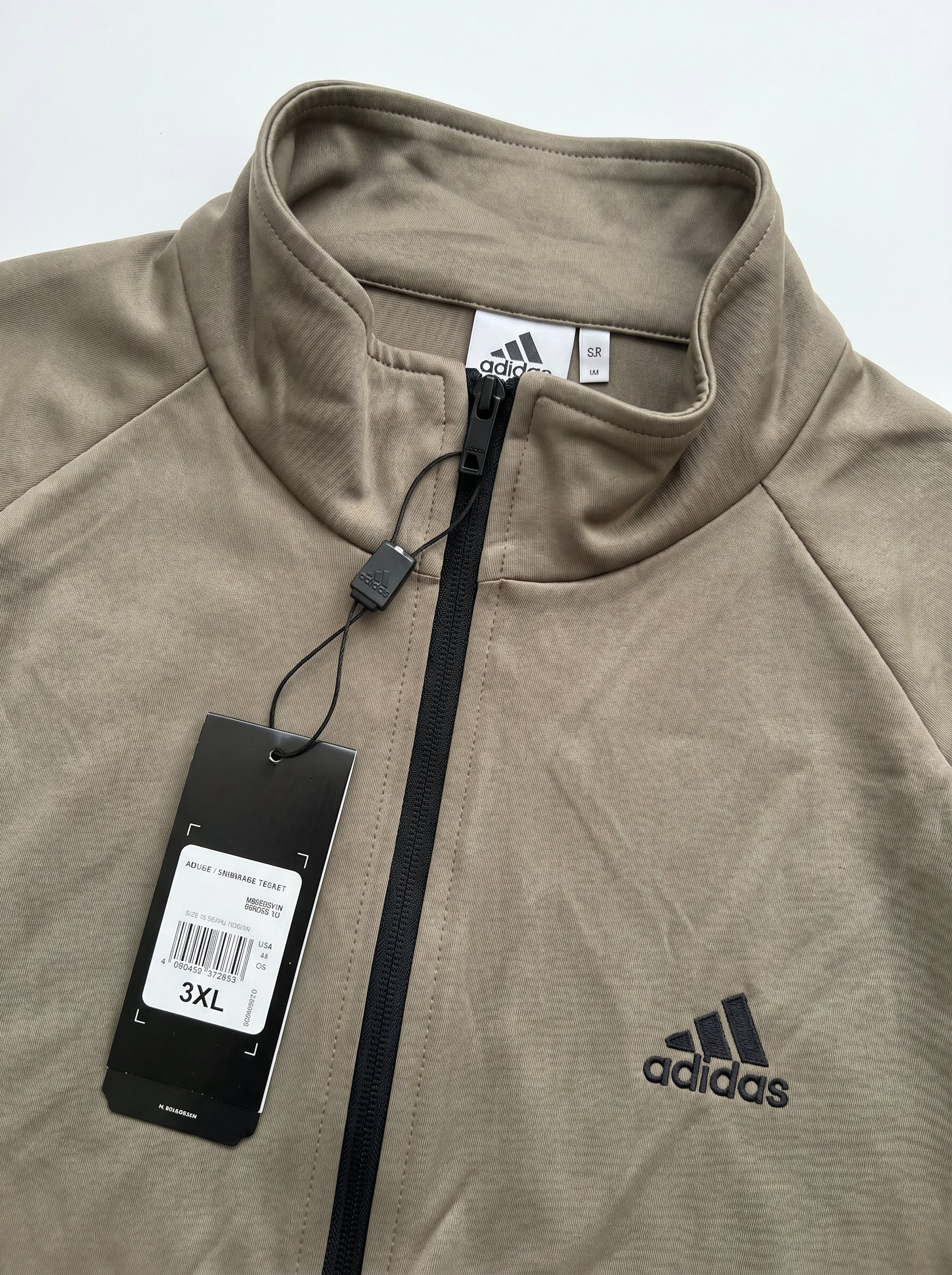 Adidas Men's Full-Zip Tracksuit Set – Taupe Brown Stand-Collar Track Jacket and Joggers Sportswear
